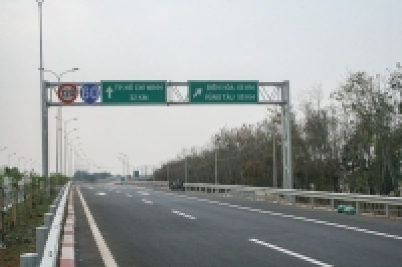 Nh&agrave; đầu tư trả lại hồ sơ dự &aacute;n cao tốc Bi&ecirc;n H&ograve;a - Vũng T&agrave;u