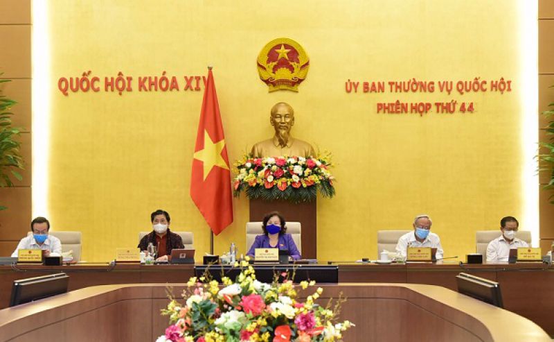 Ủy ban Thường vụ Quốc hội t&aacute;n th&agrave;nh bỏ sổ hộ khẩu