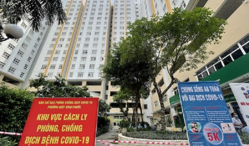 Bộ phận quản l&yacute; vận h&agrave;nh chung cư bị 'bỏ qu&ecirc;n' giữa đại dịch Covid-19