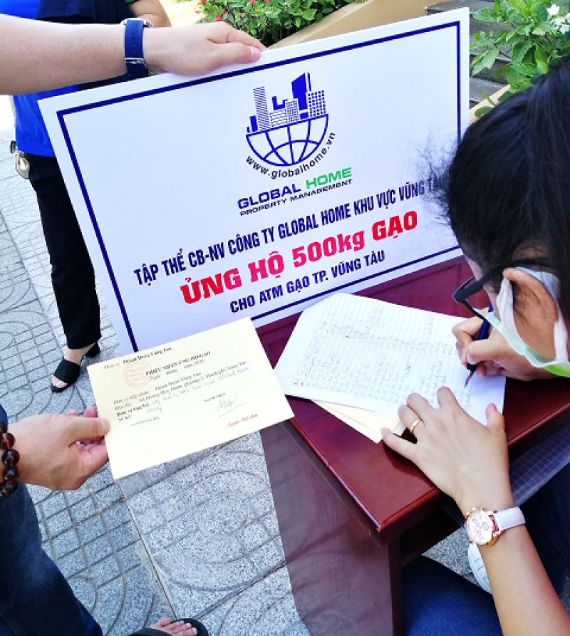 Tập thể CBNV Global Home CN Vũng T&agrave;u: ủng hộ 500kg gạo cho &ldquo;ATM gạo&rdquo; đầu ti&ecirc;n tại B&agrave; Rịa Vũng T&agrave;u