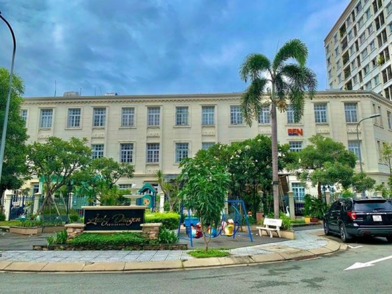 Cần B&aacute;n Nh&agrave; Phố. TP THỦ ĐỨC